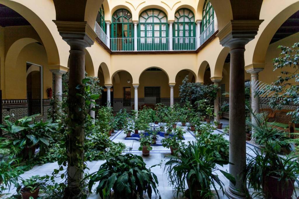Appartement Apartamento Tranquilo Y Con Encanto En Palacio Sevillano, Junto Catedral A Acond Y Wifi *
