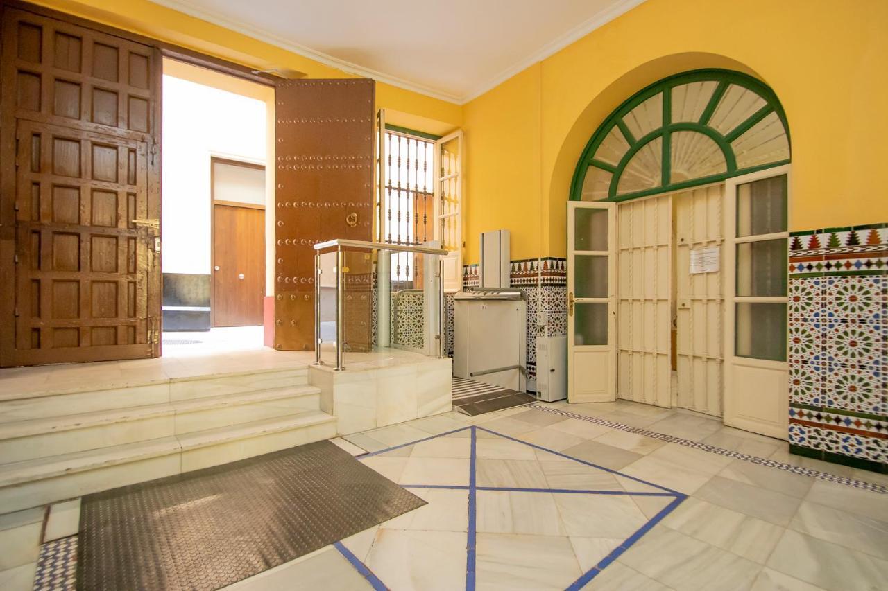 Apartamento Tranquilo Y Con Encanto En Palacio Sevillano, Junto Catedral A Acond Y Wifi Appartement