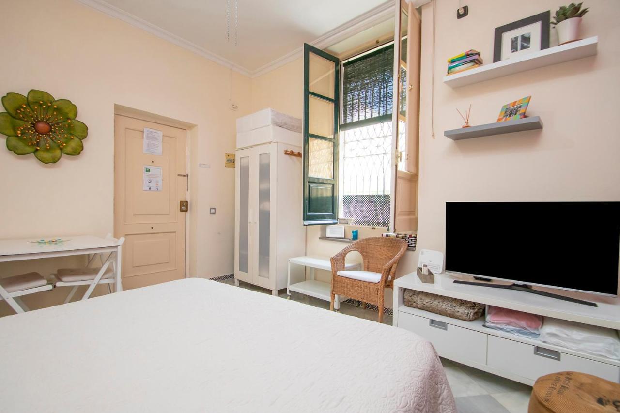 Apartment Apartamento Tranquilo Y Con Encanto En Palacio Sevillano, Junto Catedral A Acond Y Wifi Seville